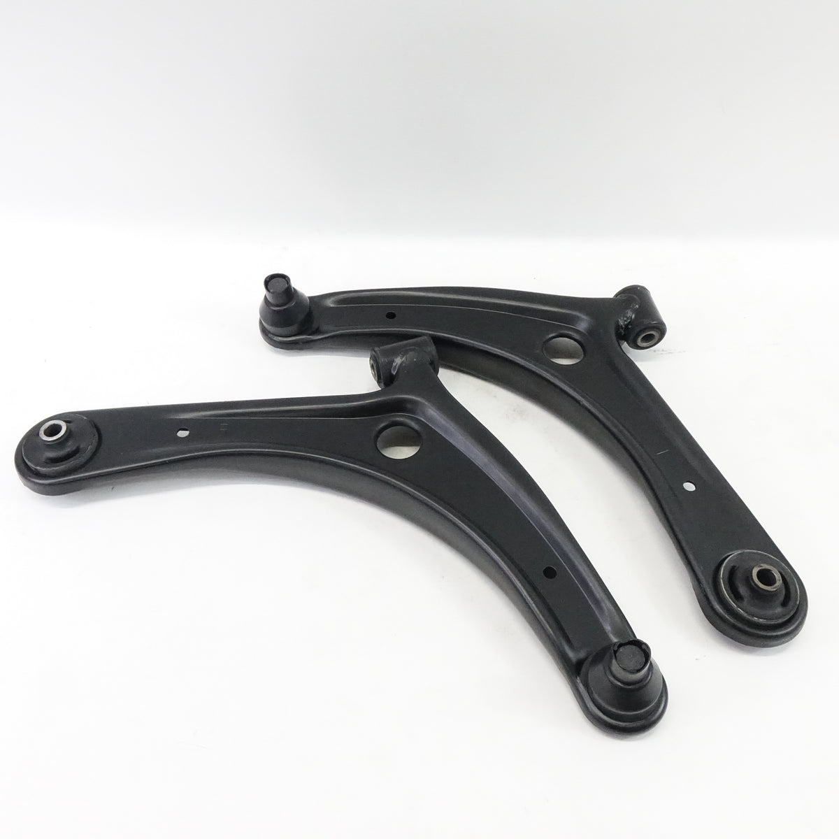 Front Lower Control Arm with Bushing and Ball Joint Left & Right-CA08A009