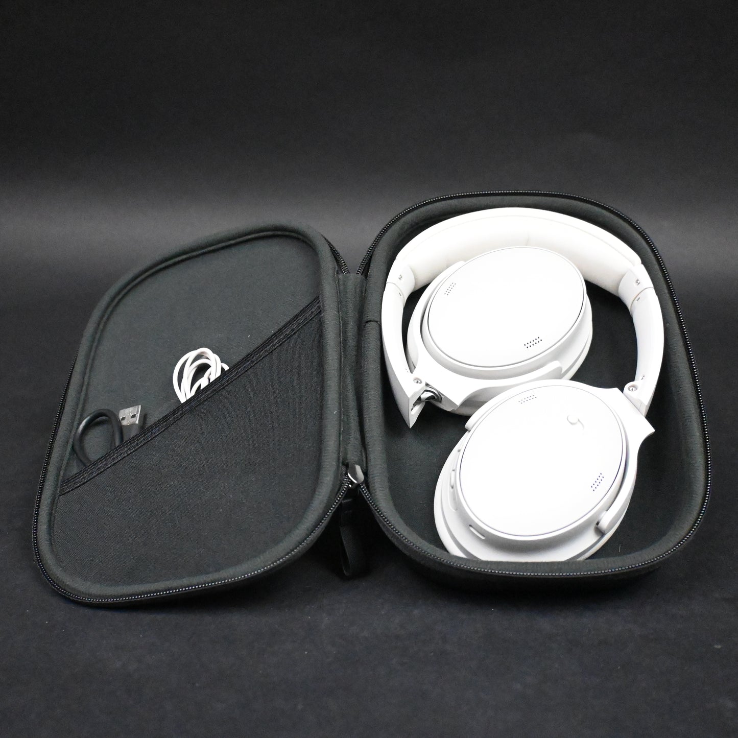 Bose QuietComfort Bluetooth Headphones, Wireless Over Ear w/ ANC - White Smoke