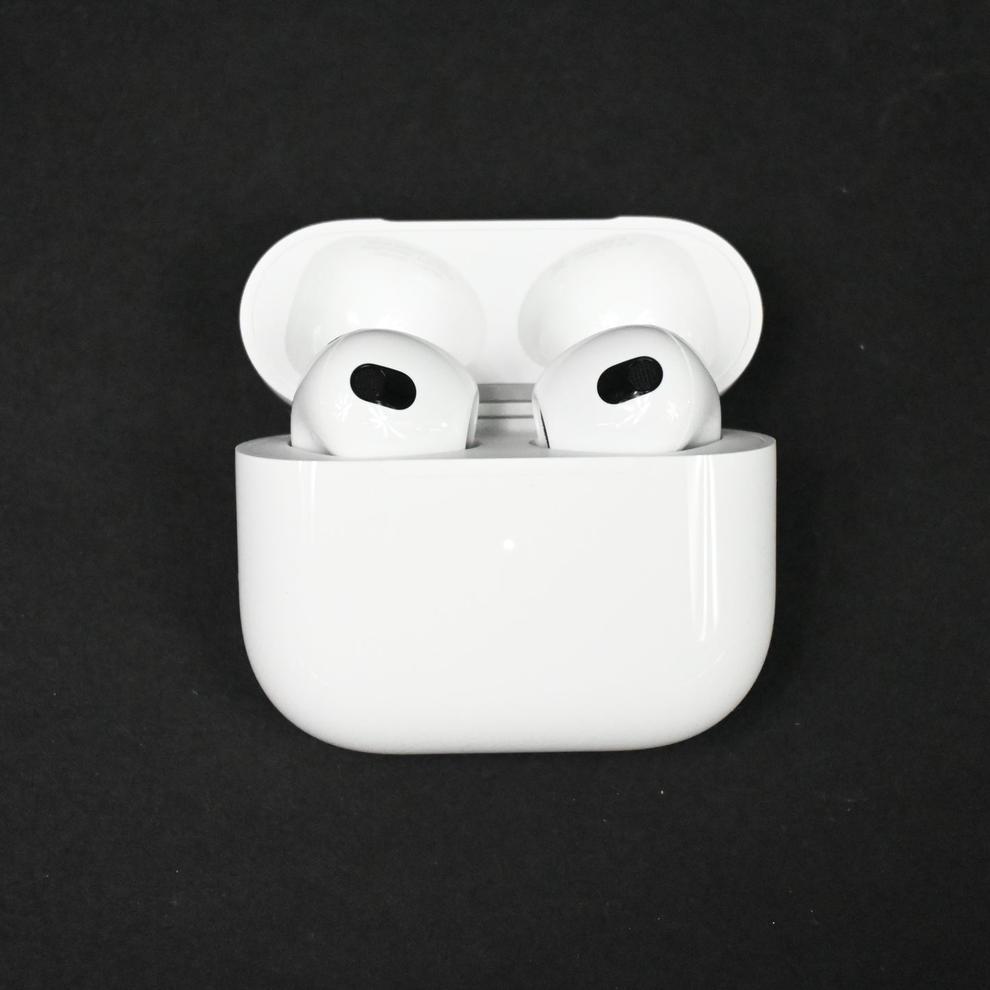 Apple AirPods (3rd Generation) Wireless Bluetooth Ear Buds - Lightning MPNY3AM/A