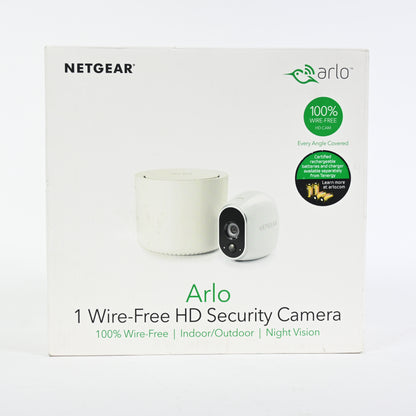 Arlo - Wireless Home Security Night vision, Indoor/Outdoor, HD Video, Wall Mount