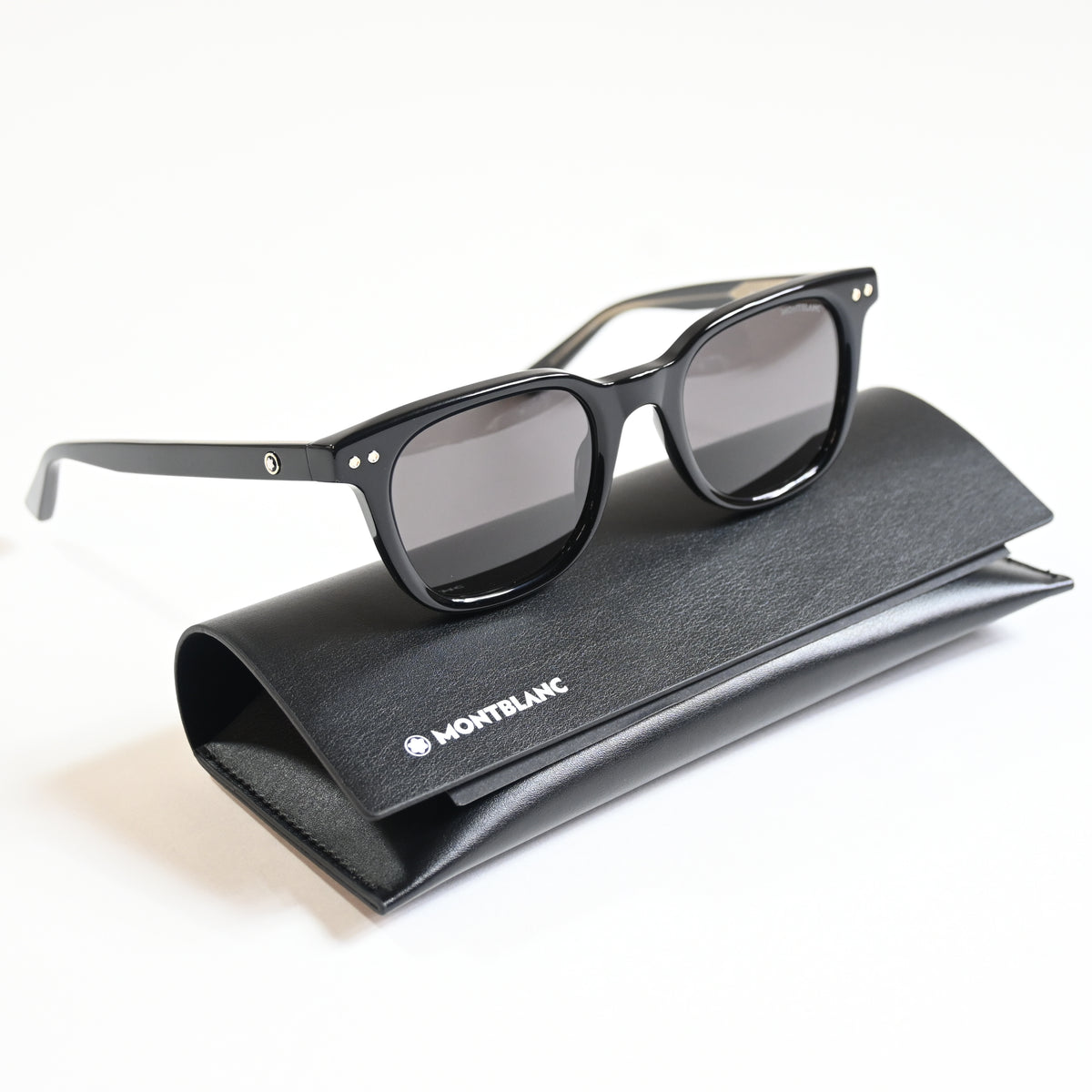 Montblanc MB0320S 001 Mens Authentic Sunglasses Black, 49mm - New