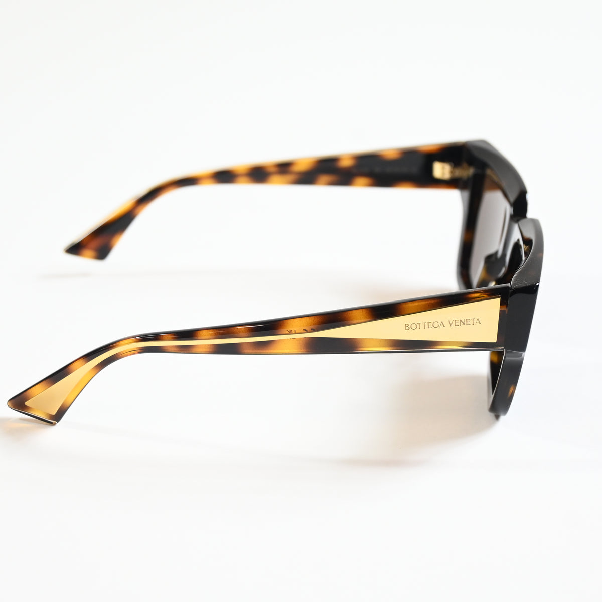 Bottega BV1276S 002 Womens Authentic Sunglasses Havana/Gold, 52mm - New