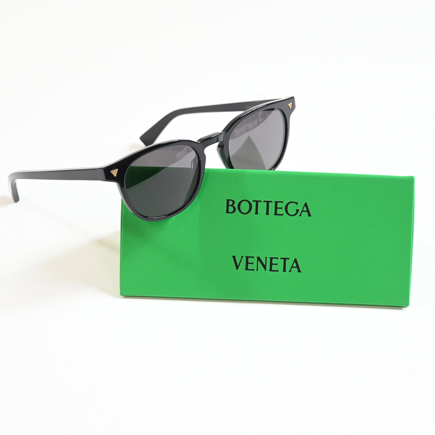 Bottega BV1253S 001 Mens Authentic Sunglasses Black/Gray, 50mm - New