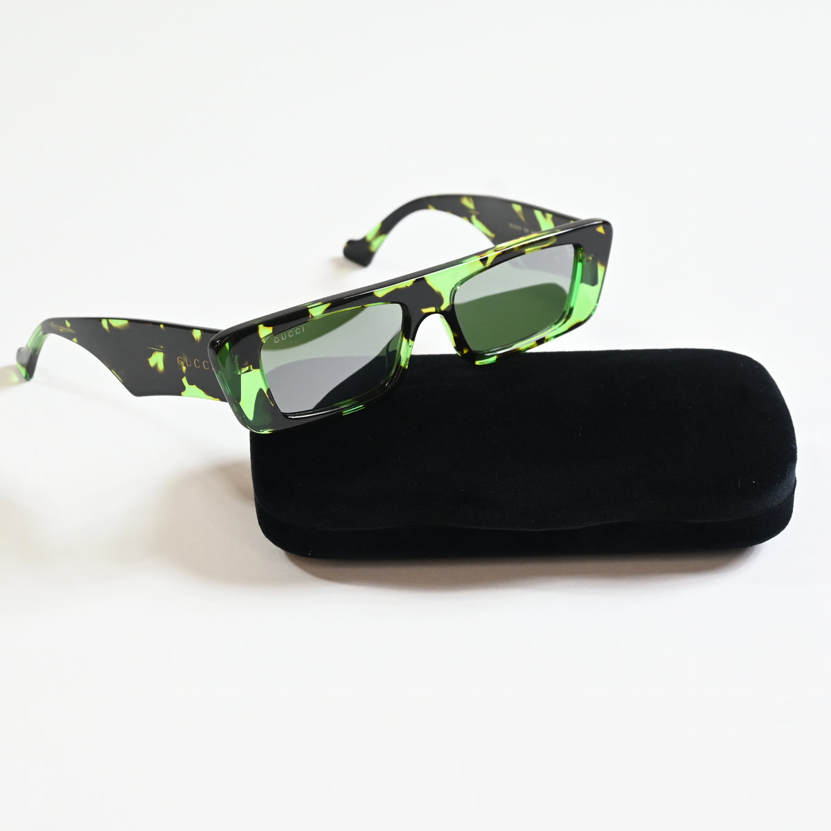 Gucci GG1331S 008 Mens Authentic Sunglasses Tortoise/Green, 54mm - New