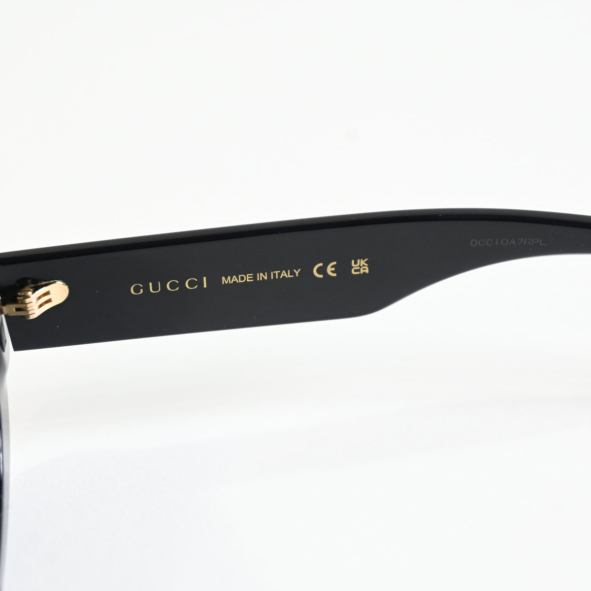 Gucci GG1587S 001 Womens Authentic Sunglasses Black/Gray, 52mm - New