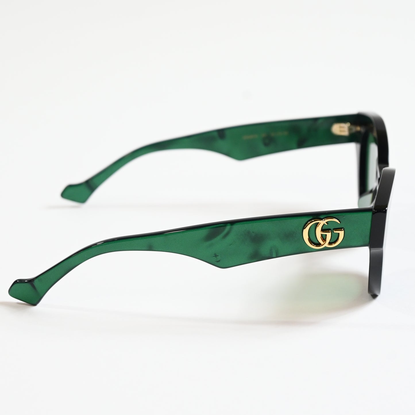 Gucci GG0957S 001 Womens Authentic Sunglasses Dark Green, 51mm - New