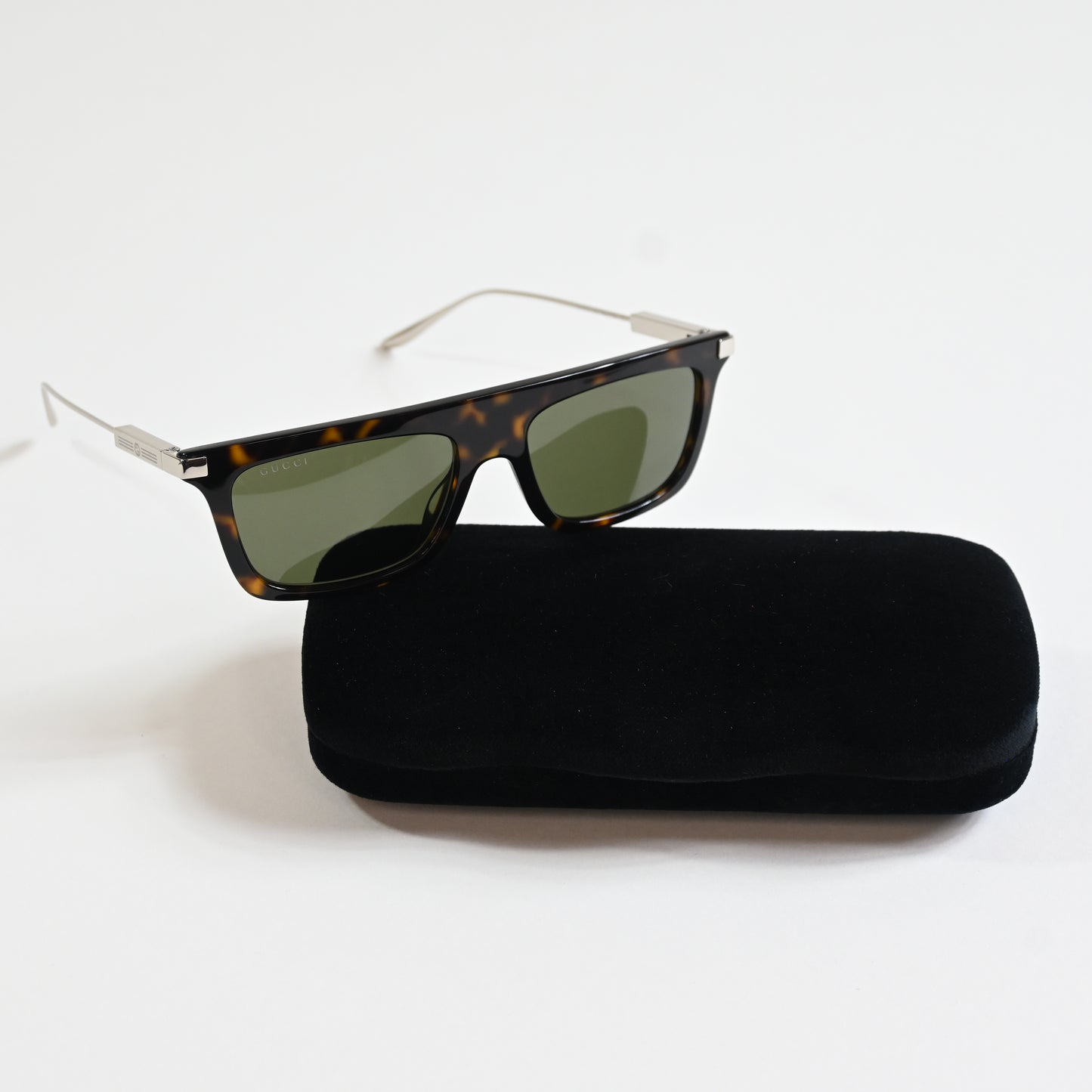 Gucci GG1437S 002 Mens Authentic Sunglasses Havana/Green, 55mm - New