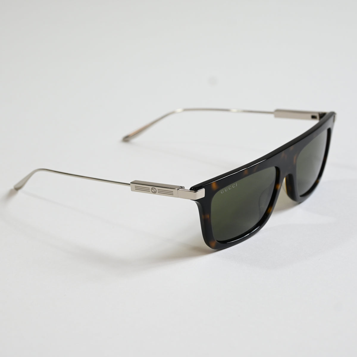 Gucci GG1437S 002 Mens Authentic Sunglasses Havana/Green, 55mm - New