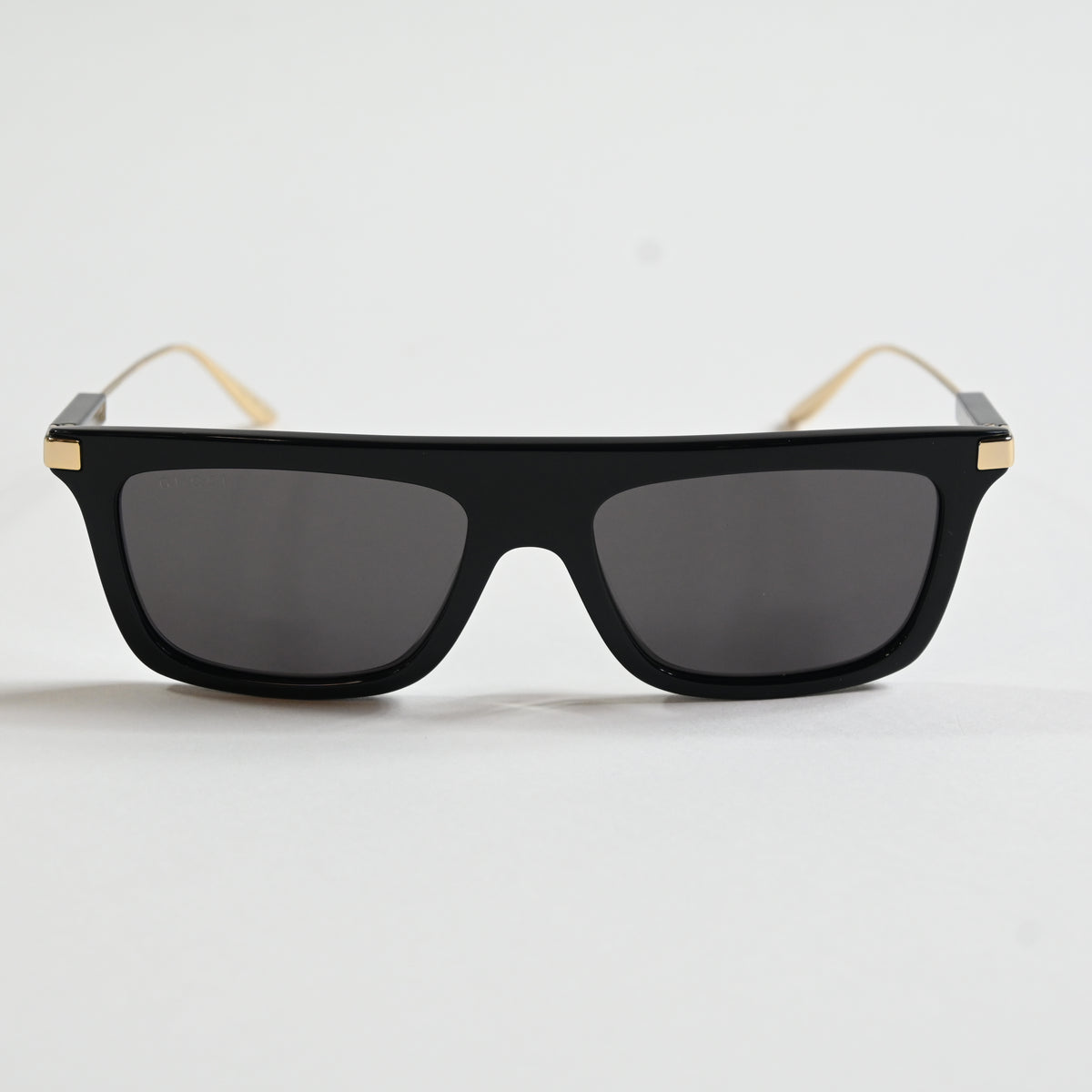 Gucci GG1437S 001 Mens Authentic Sunglasses Black/Gold, 55mm - New