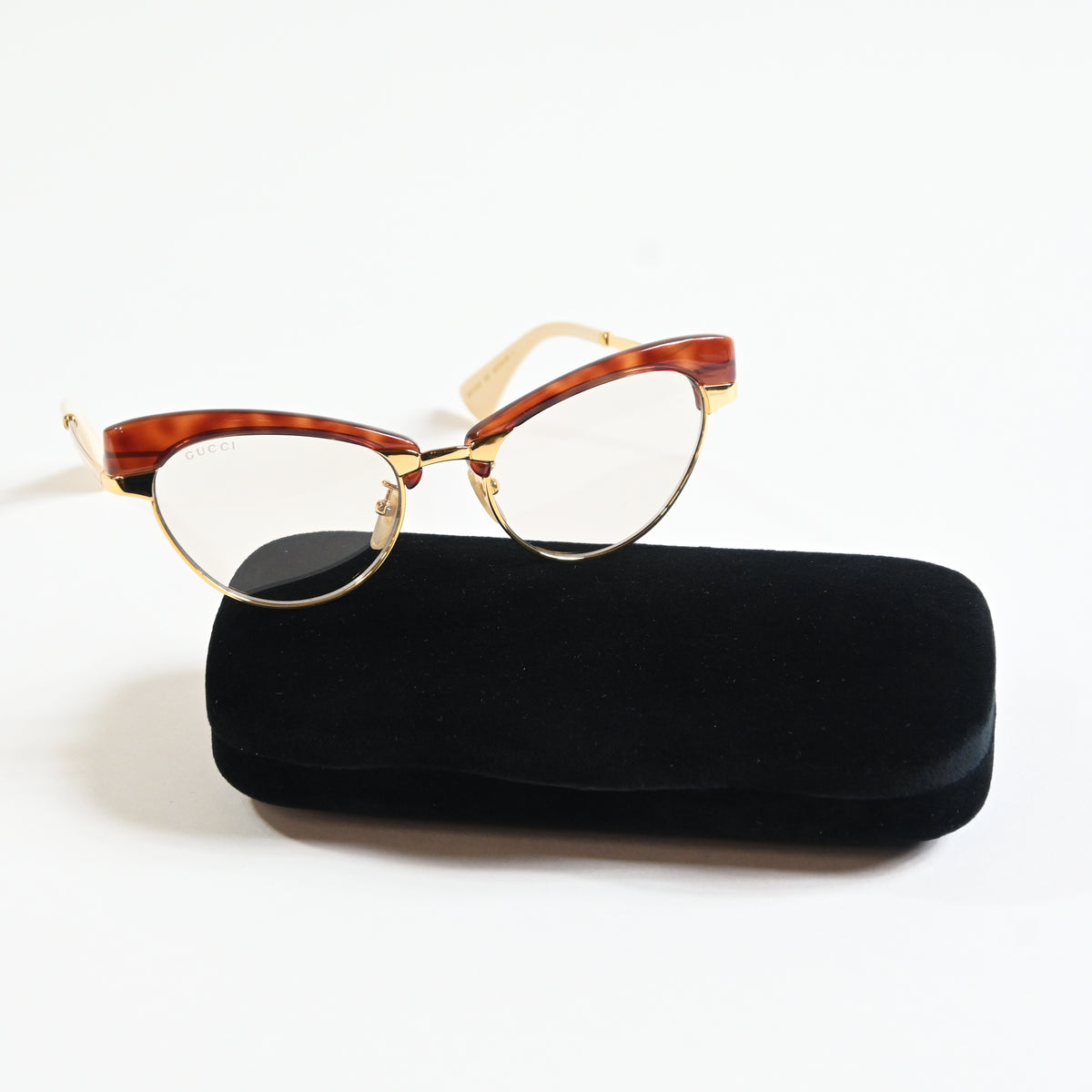 Gucci GG1131S 002 Womens Authentic Sunglasses Gold/Brown, 53mm - New