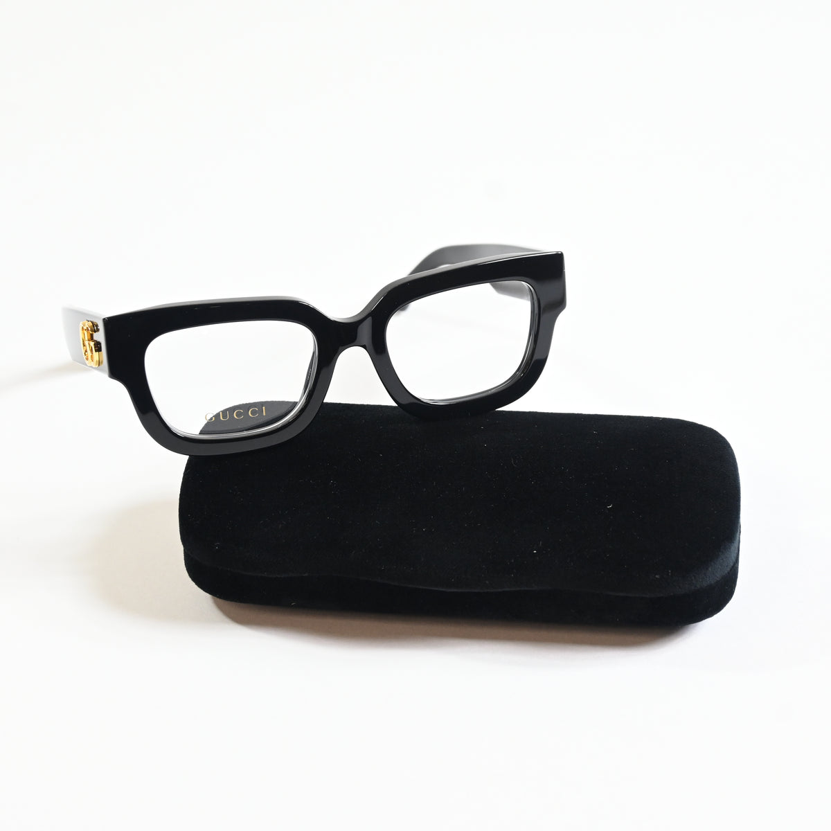 Gucci GG1548O 004 Womens Authentic Eyeglasses Black/Gold, 52mm - New