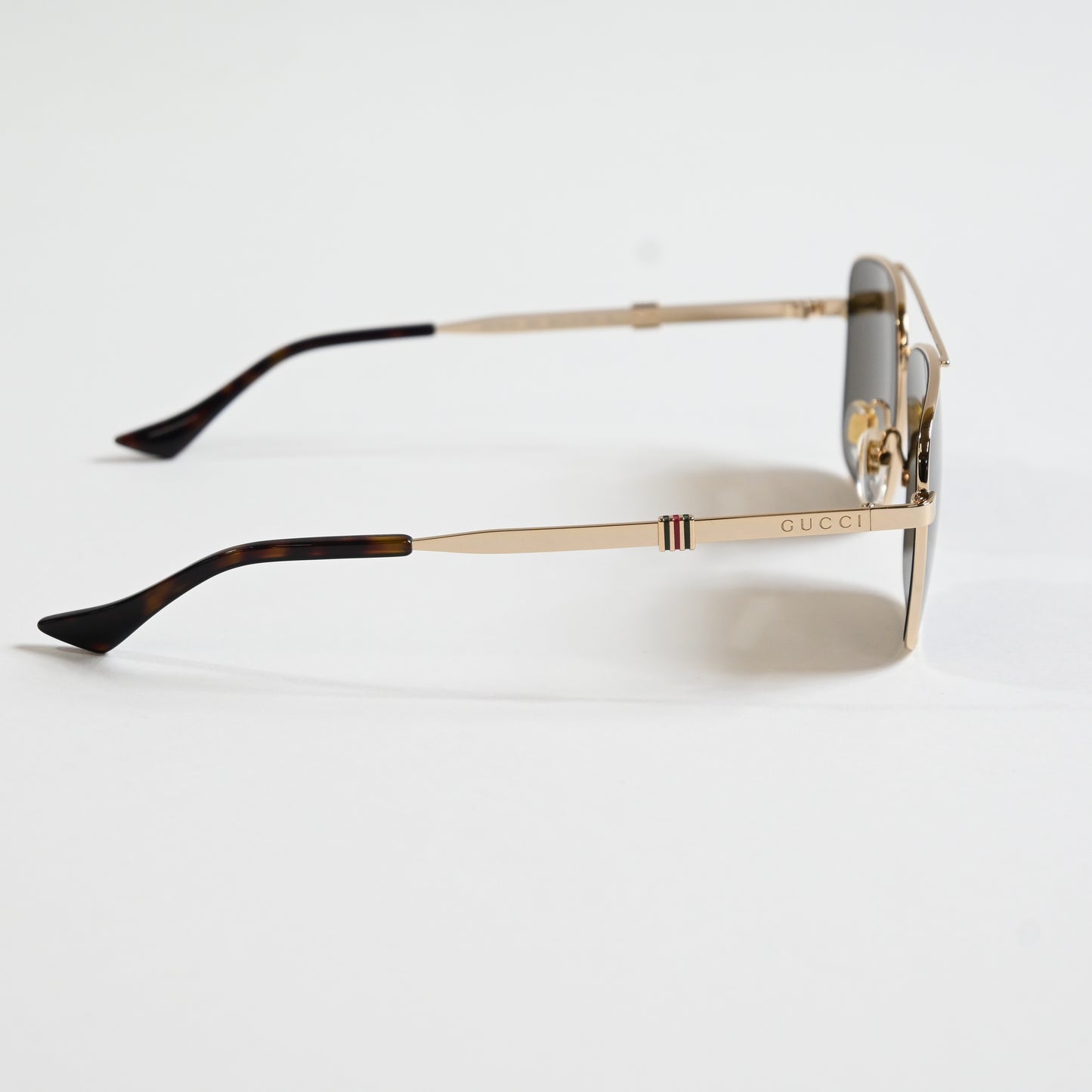 Gucci GG1441S 002 Mens Authentic Sunglasses Gold/Brown, 58mm - New