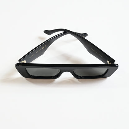 Gucci GG1331S 001 Mens Authentic Sunglasses Black/Gray, 54mm - New