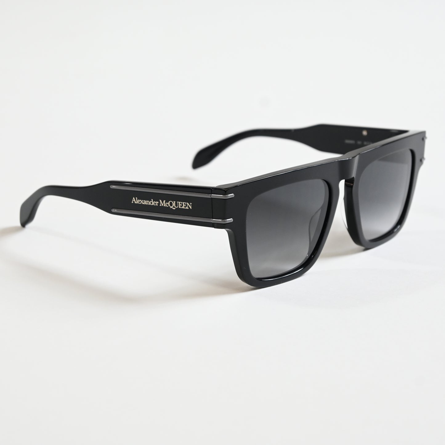 Alexander Mcqueen AM0397S 001 Men's Authentic Sunglasses Black/Gray, 52mm - New