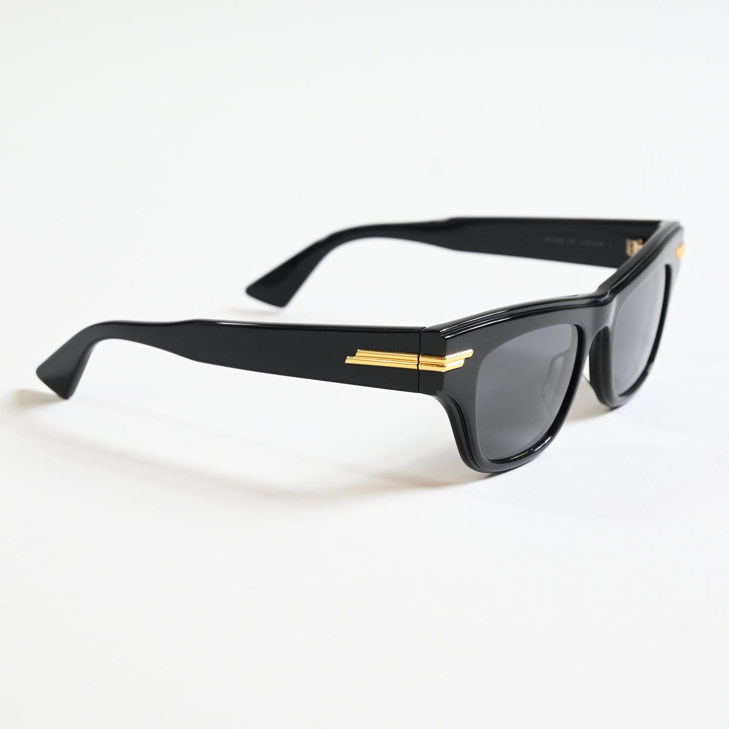 Bottega BV1122S 001 Womens Authentic Sunglasses Black/Gray, 51mm - New