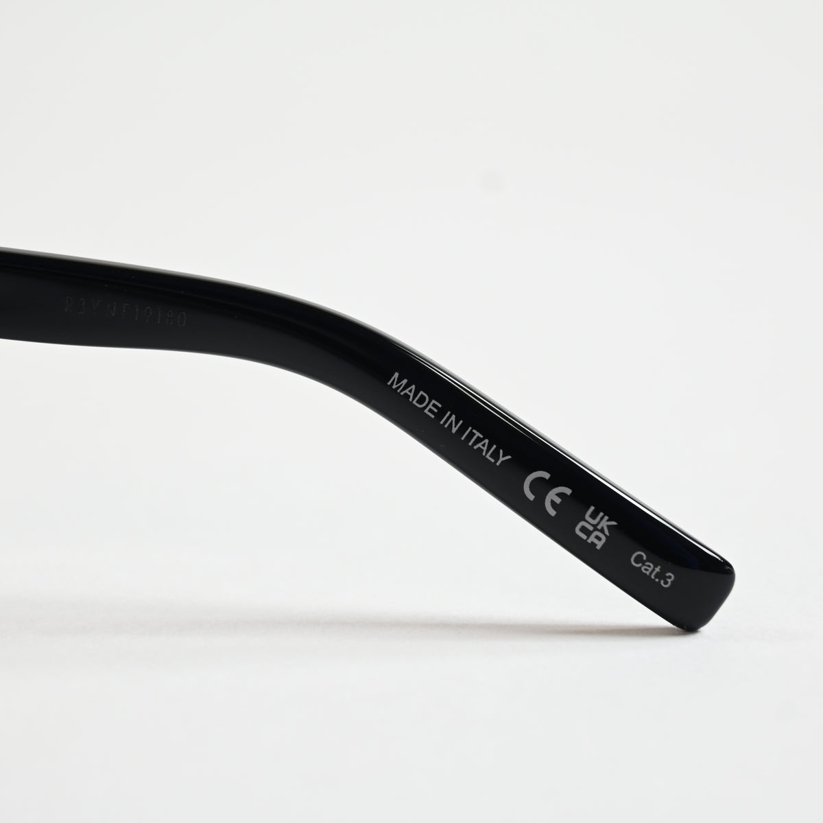 Yves Saint Laurent SL-581S 001 Unisex Authentic Sunglasses Black/Gray, 51 - New