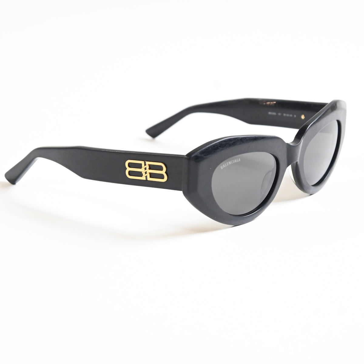 Balenciaga Cat Eye-Frame Recycled Acetate Distressed Sunglasses