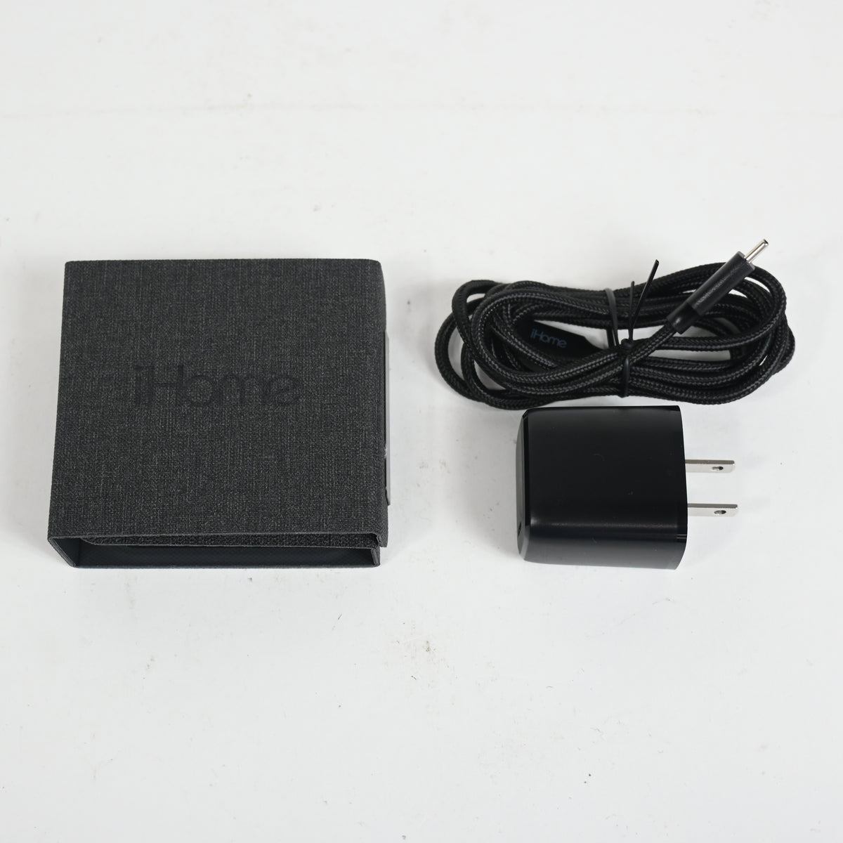 iHome 3-in-1 Foldable Wireless Charging Pad - Black - Grade A