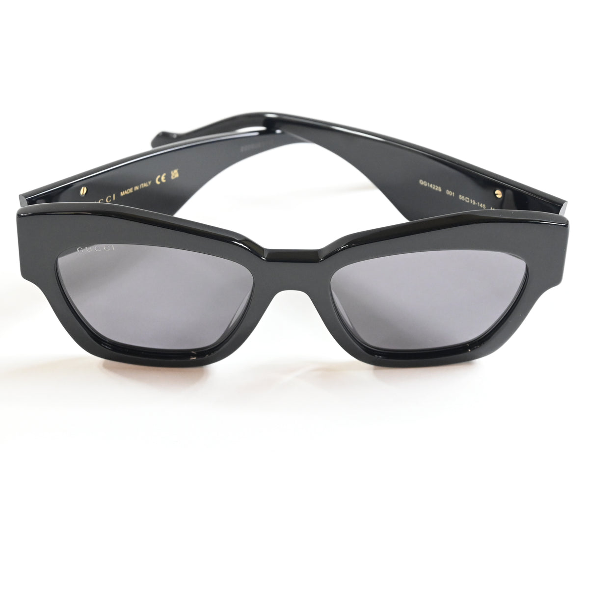 Gucci GG1422S 001 Womens Authentic Sunglasses Black/Gold, 55mm - New