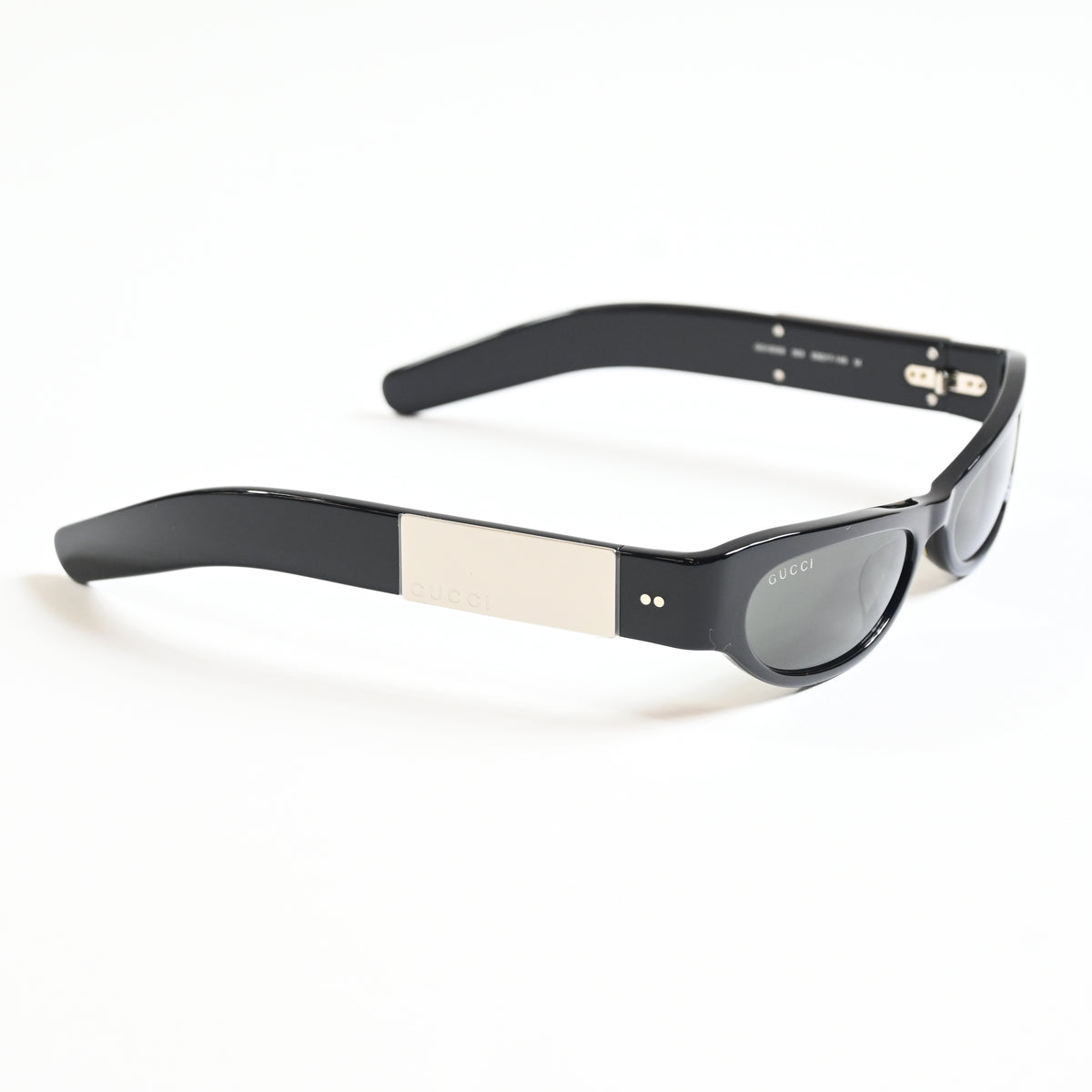 Gucci GG1635S 003 Womens Authentic Sunglasses Black/Dark Gray, 53mm - New