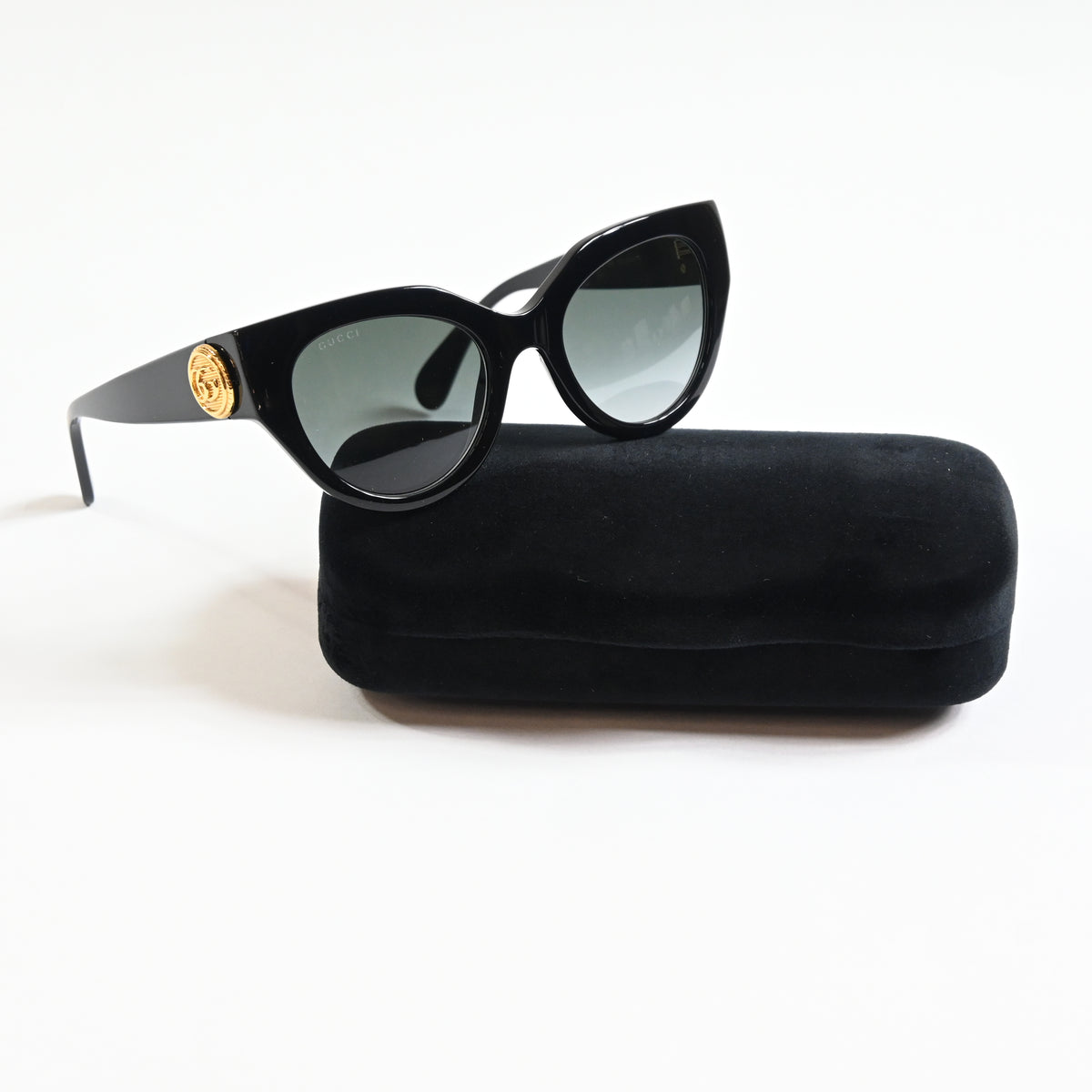 Gucci GG1408S 001 Womens Authentic Sunglasses Black/gold, 52mm - New