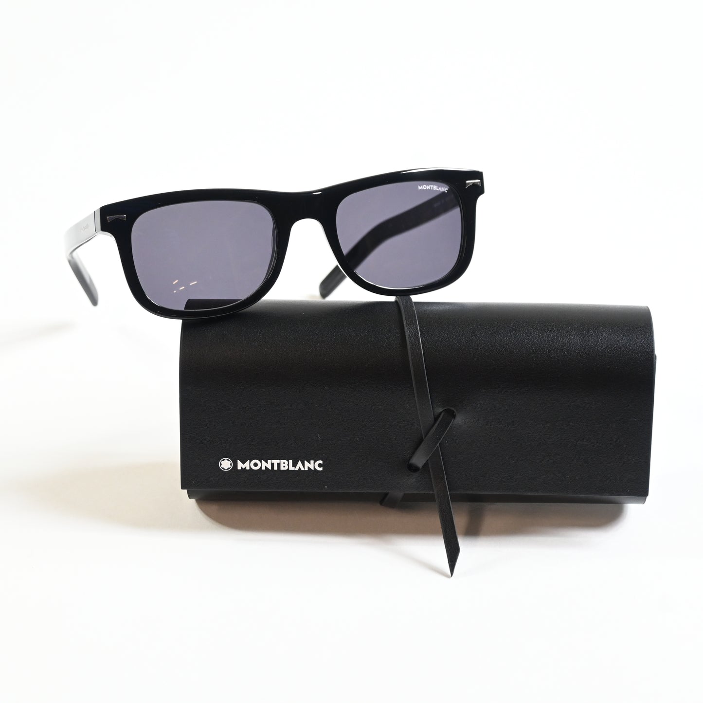 Montblanc MB0260S 001 Mens Authentic Sunglasses Black, 53mm - New