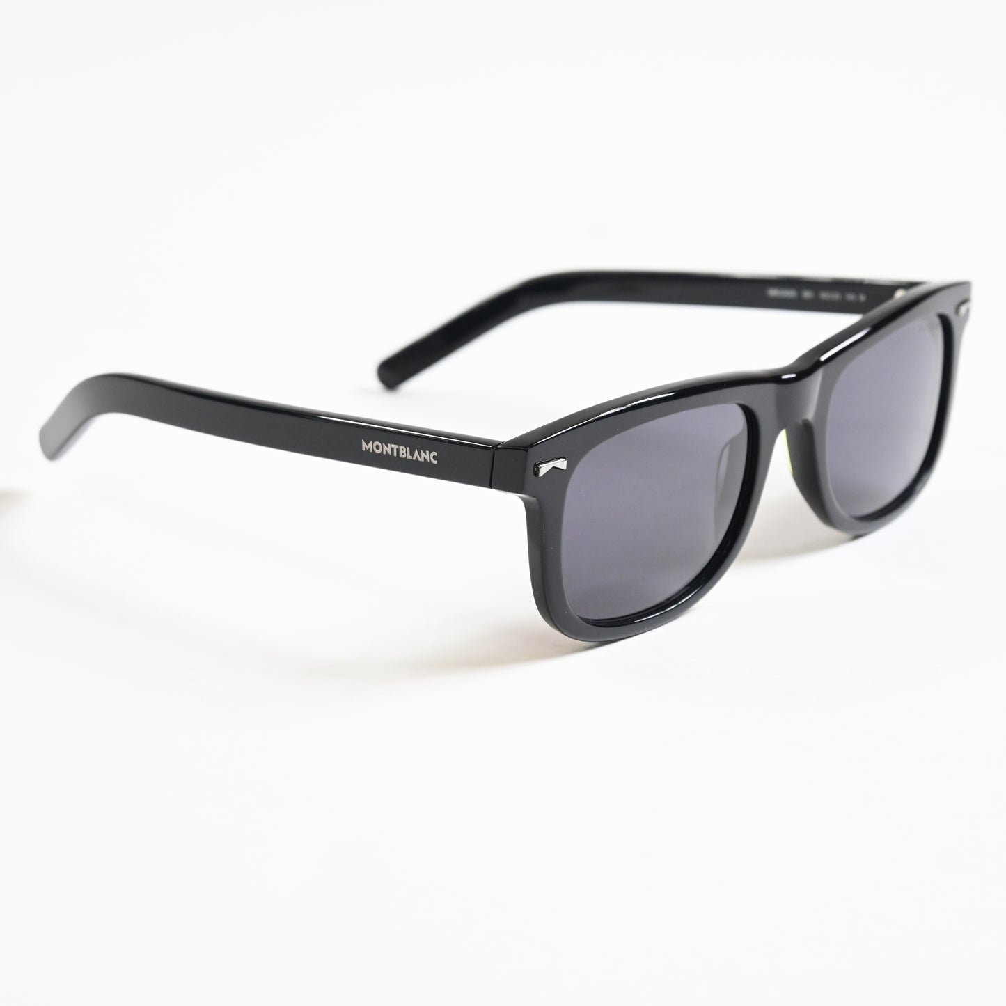 Montblanc MB0260S 001 Mens Authentic Sunglasses Black, 53mm - New