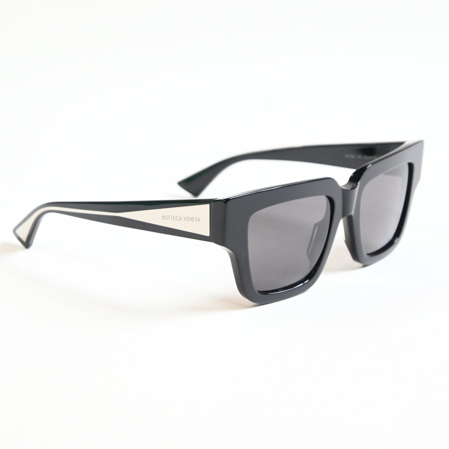 Bottega BV1276S 001 Womens Authentic Sunglasses Black/Silver, 52mm - New