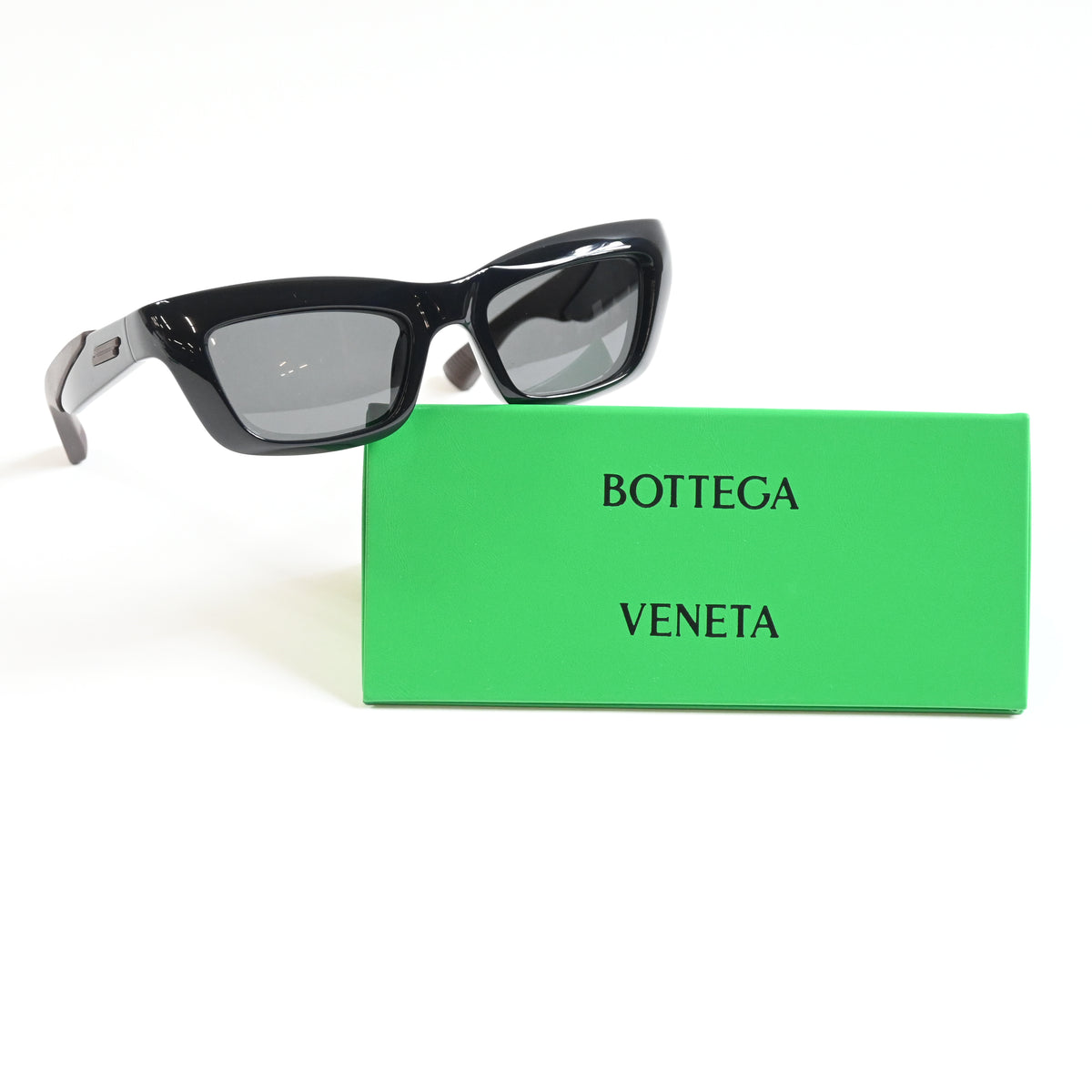 Bottega BV1182S 001 Womens Authentic Sunglasses Black/Gray, 51mm - New
