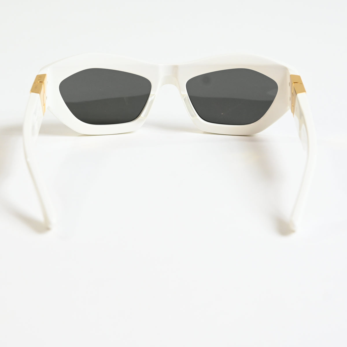 Bottega BV1221S 004 Womens Authentic Sunglasses White/Gold, 54mm - New