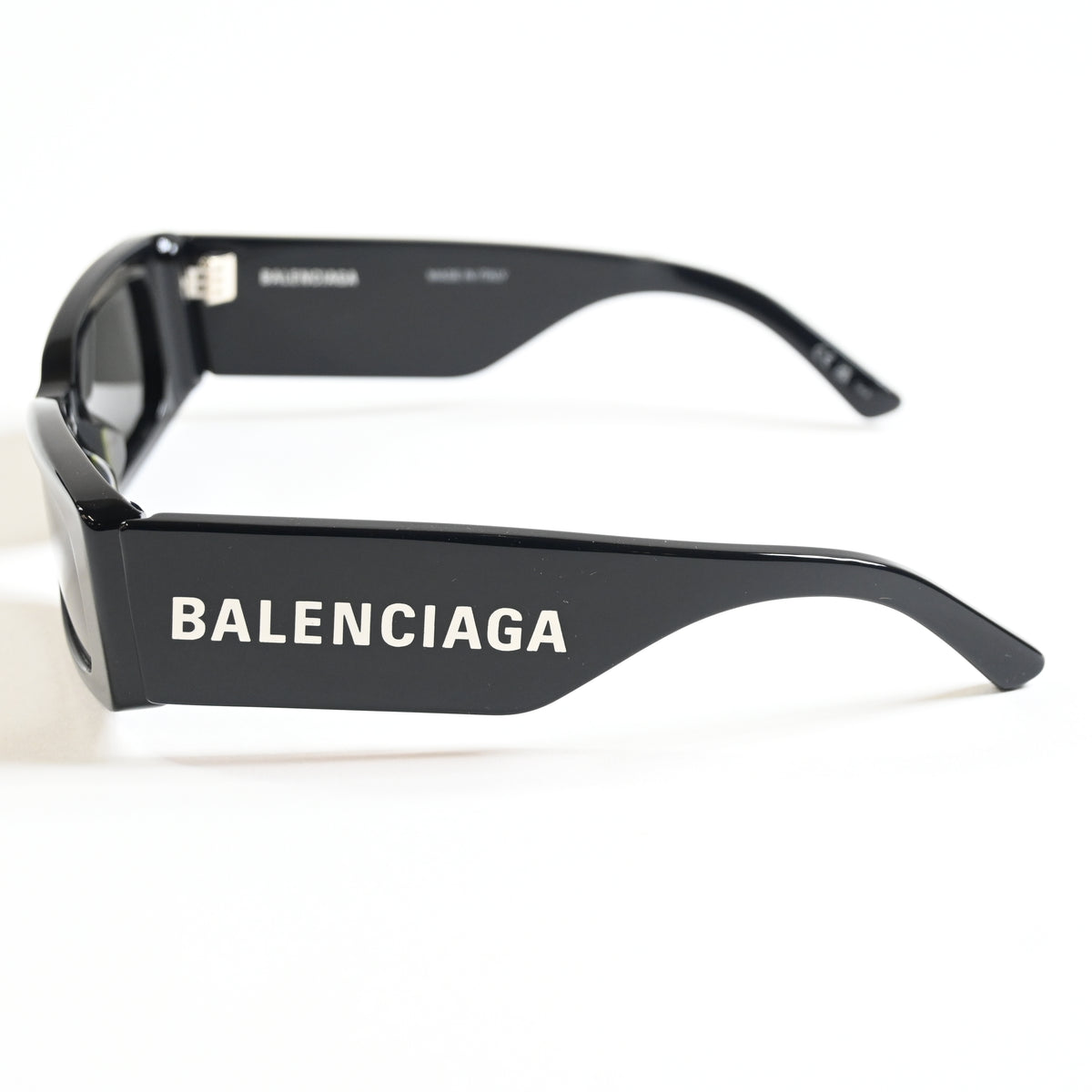 Balenciaga BB0260S 001 Womens Authentic Sunglasses Black/Gray, 56mm - New