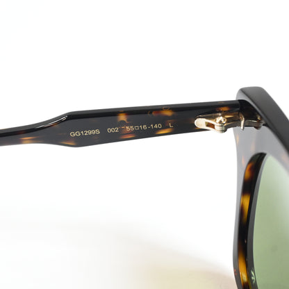 Gucci Women's Winged Cat Eye Sunglasses, One Size