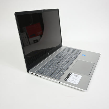 Hewlett Packard HP 15.6 inch Laptop-Intel Core i3-8GB/256GB SSD-Natural Silver