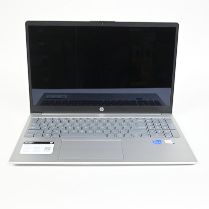 HP 15FD0567NR 15.6" Touchscreen Laptop Intel Core i5-12GB/512GB - Natural Silver