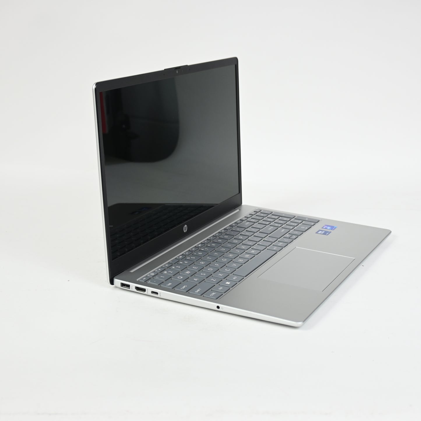 HP 15.6" LAPTOP PC 15-FD1447NR Notebook Computer - Grade B