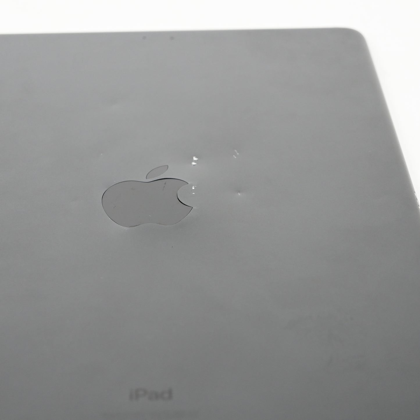 Apple iPad Air 10.5", Wi-Fi, 64GB 3F560LL/A - Space Gray - Grade C
