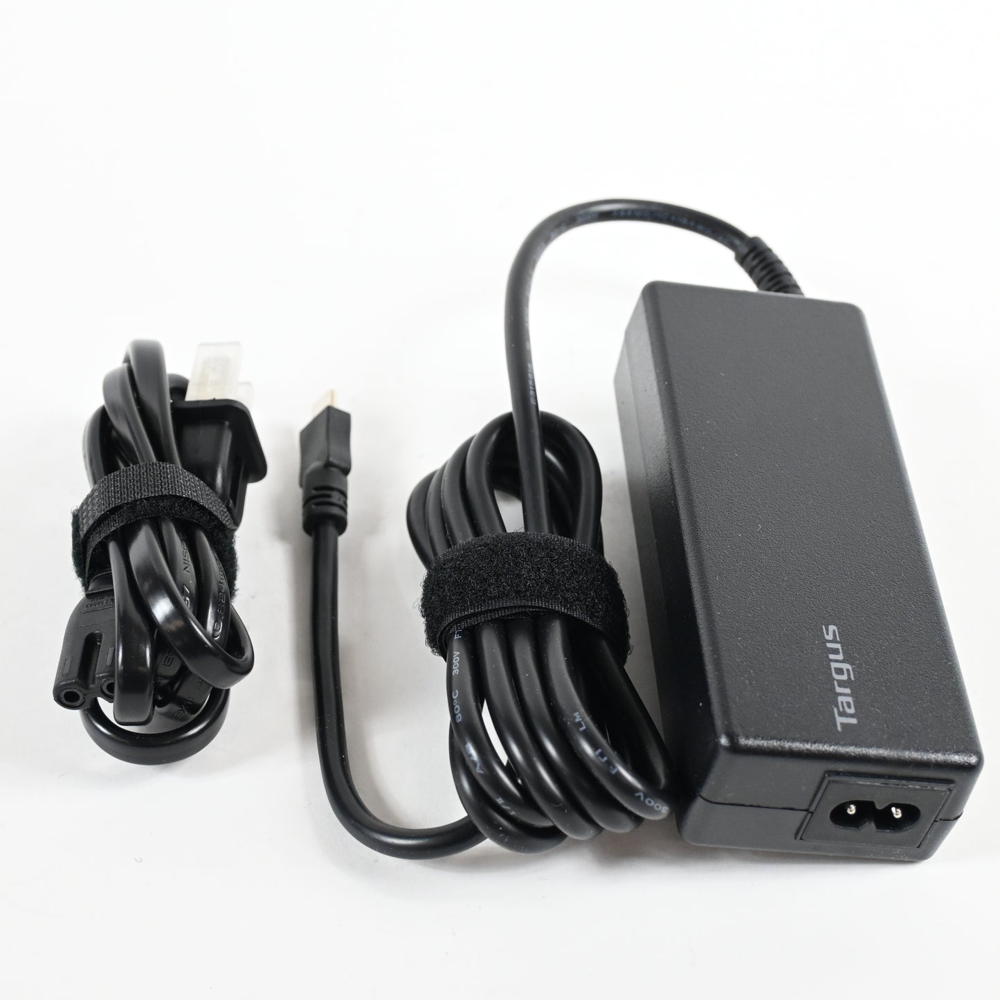 Targus Universal Computer Charger - Apple, Windows, All