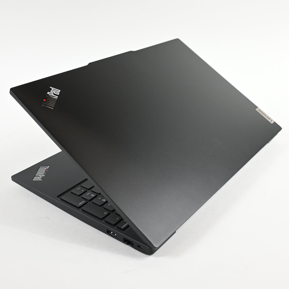Lenovo ThinkPad E16 G2 16" Touchscreen Notebook i5 16GB/1TB - Black - Grade A