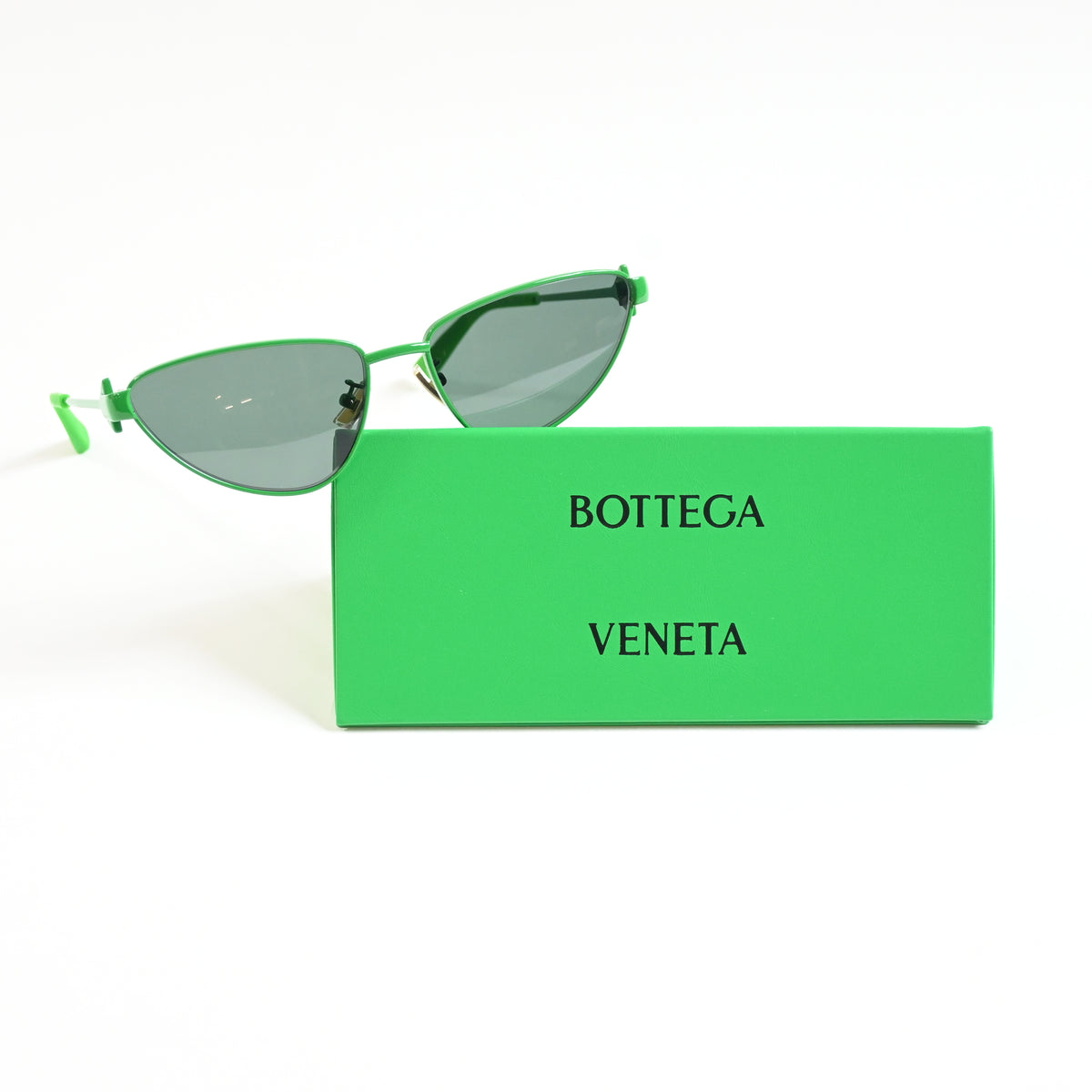 Bottega BV1186S 004 Womens Authentic Sunglasses Lime/Black, 59mm - New