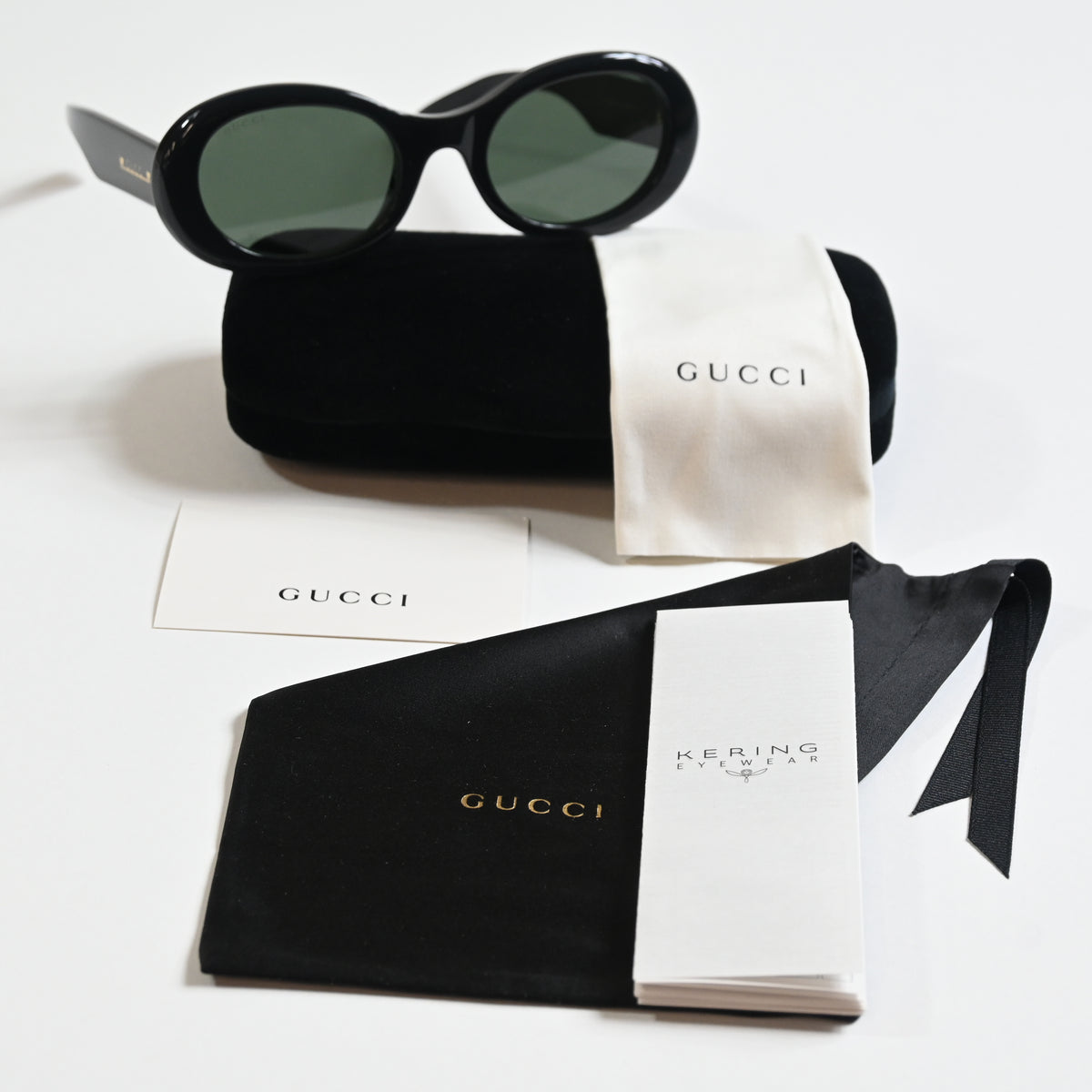Gucci GG1587S 001 Womens Authentic Sunglasses Black/Gray, 52mm - New