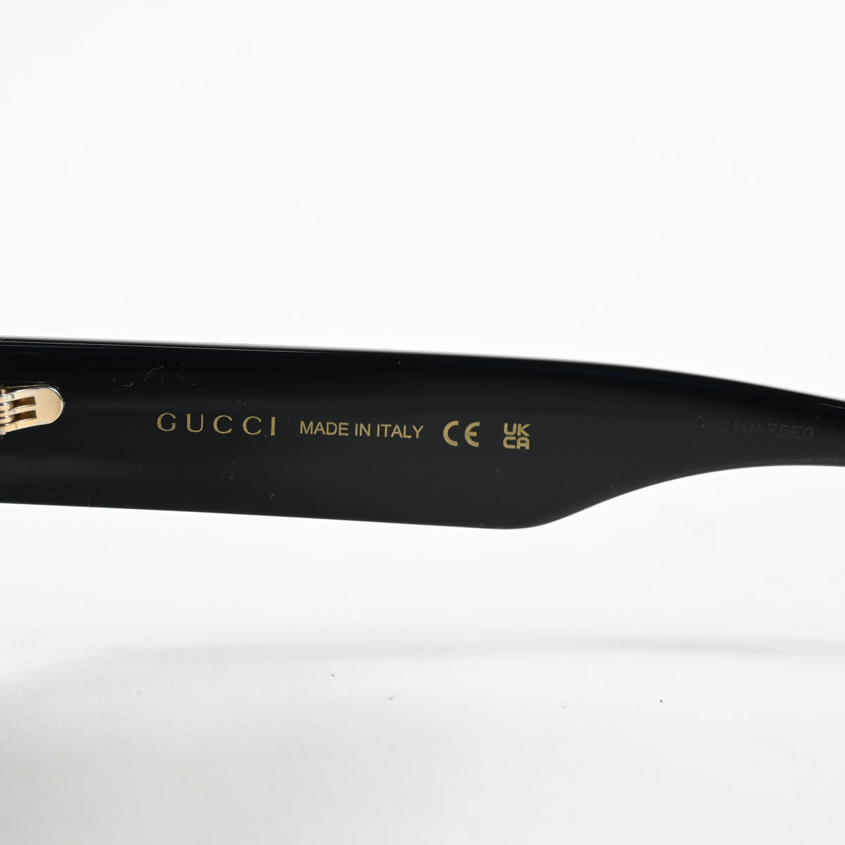 Gucci GG1587S 001 Womens Authentic Sunglasses Black/Gray, 52mm - New
