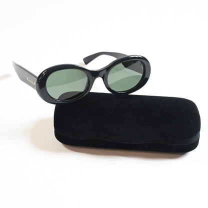 Gucci GG1587S 001 Womens Authentic Sunglasses Black/Gray, 52mm - New