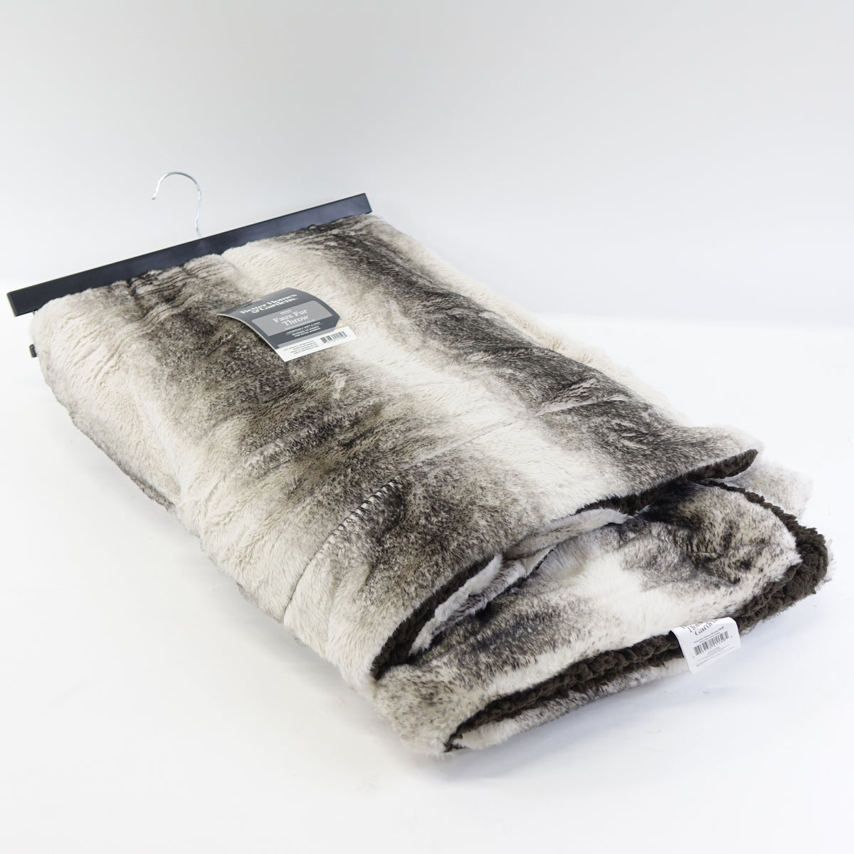 Better Home & Garden Cozy Faux Fur Throw (Brown Wolf, 50in X 60in)