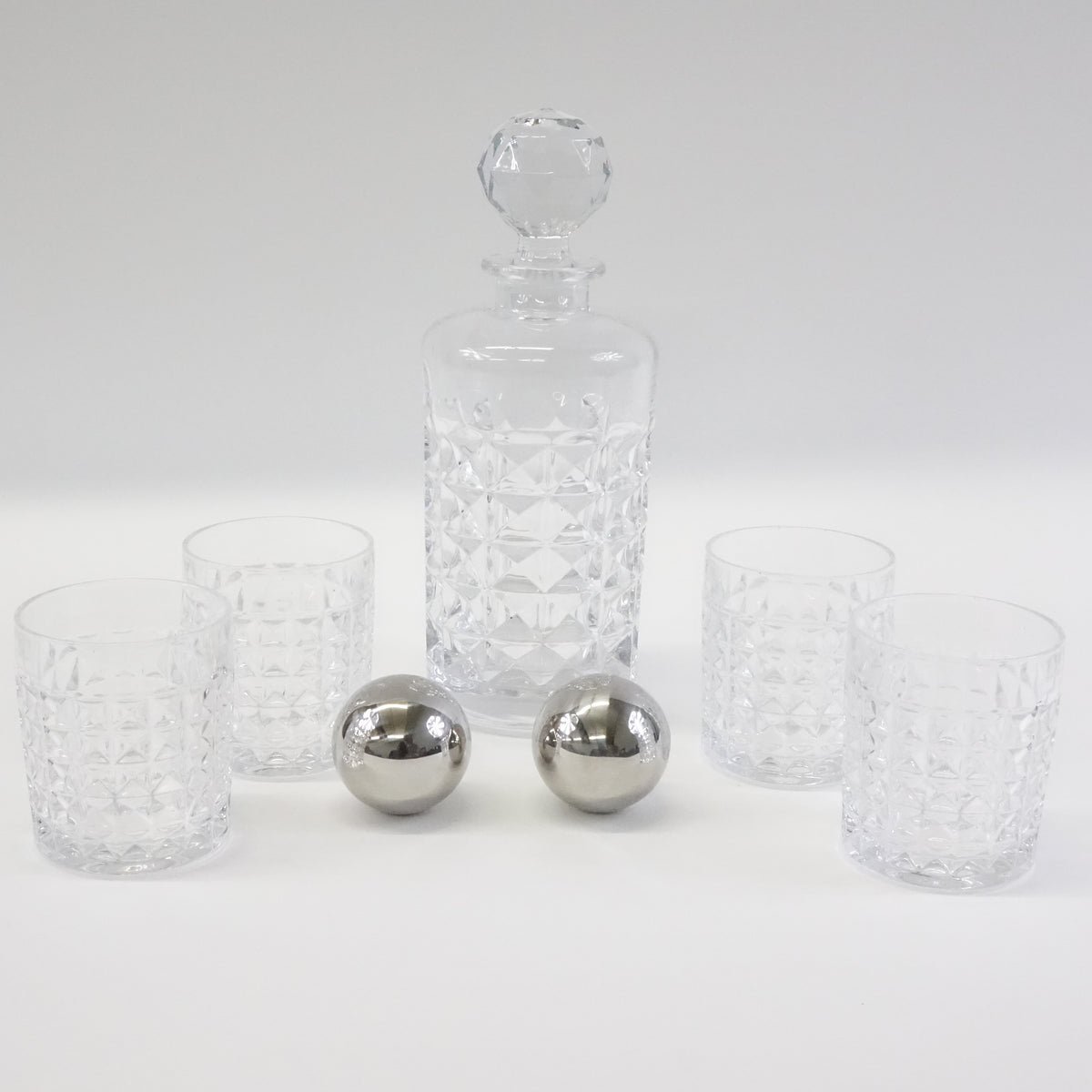 Labeol Whiskey Decanter Set with Four Glasses and Two Chillers
