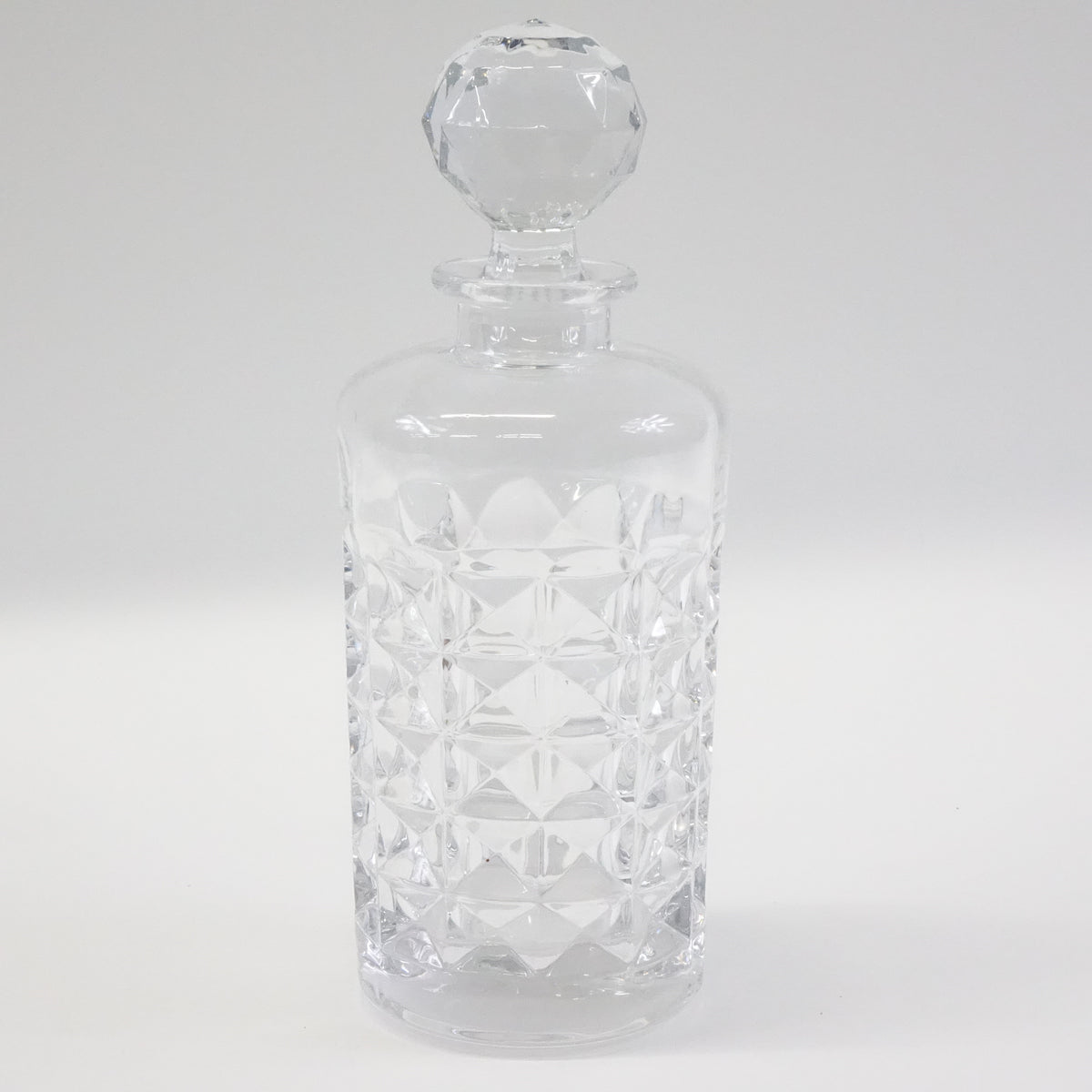 Labeol Whiskey Decanter Set with Four Glasses and Two Chillers