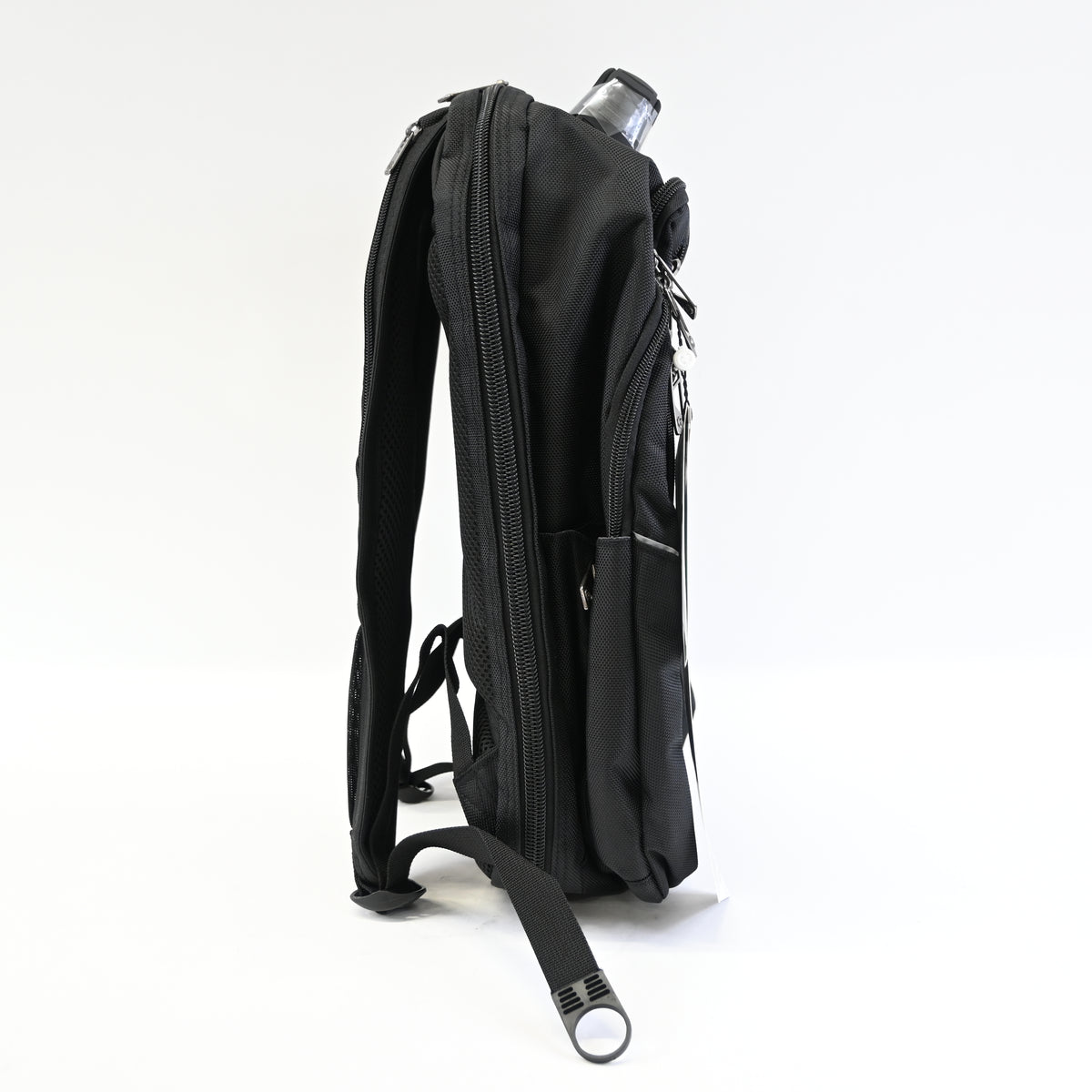 Swissdigital Design TERABYTE J16BT-1 Backpack for 16" Apple Travel- Black