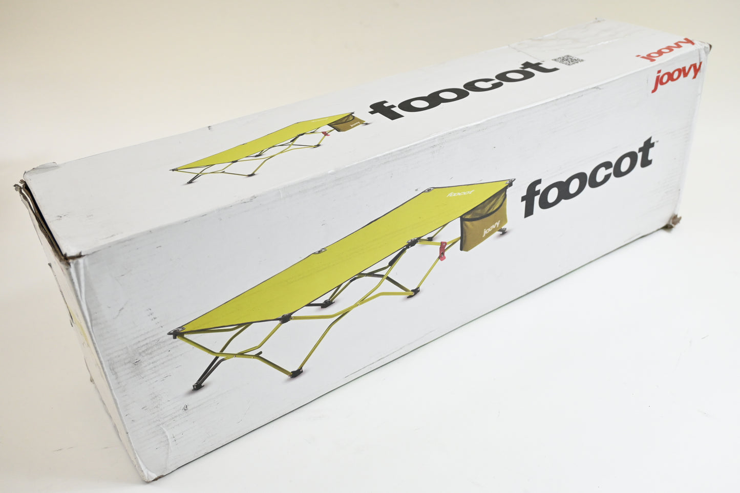 Joovy Foocot Travel Cot w/ a Steel Frame, Storage Pocket, and Travel Bag Green