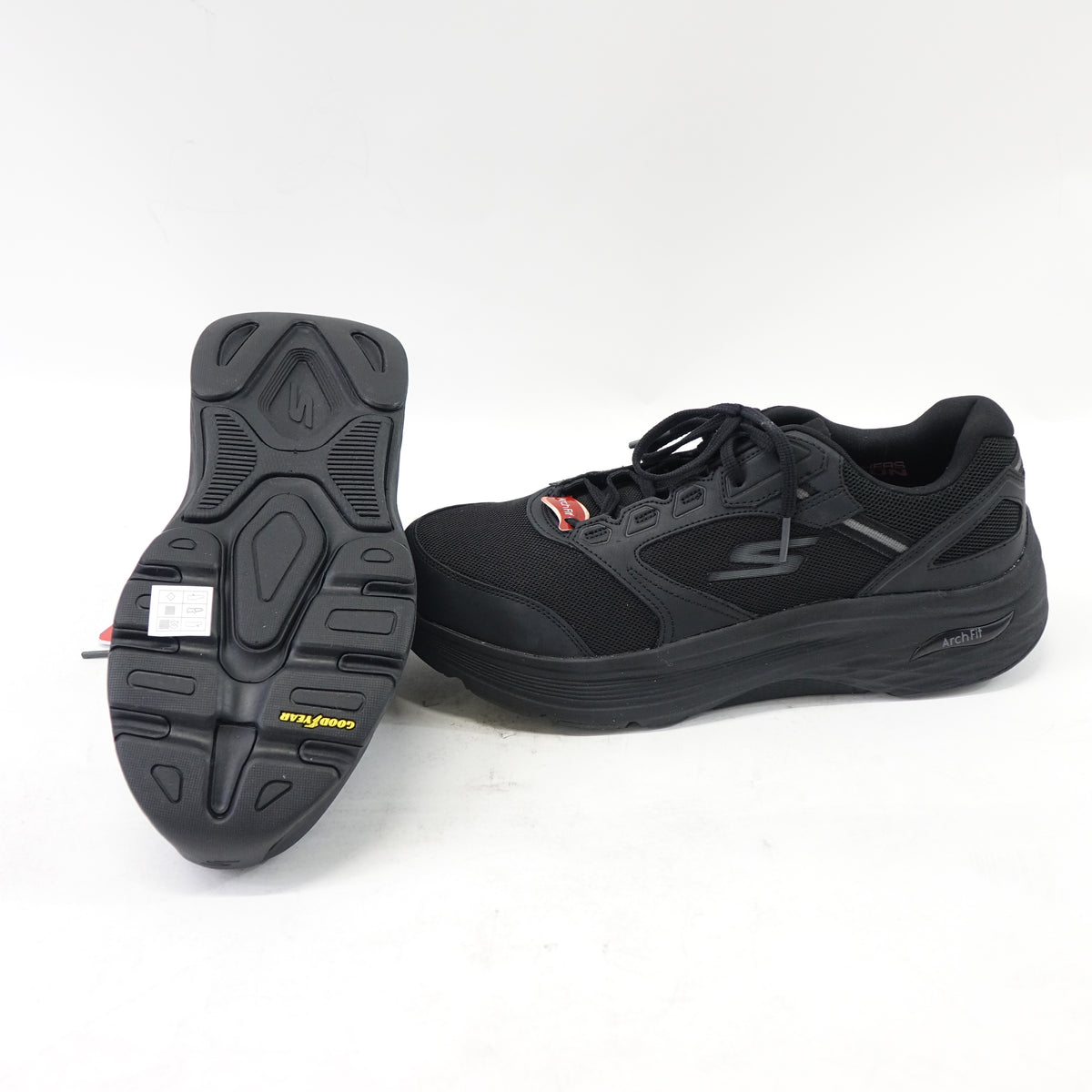 Skechers Max Cushioning Arch Fit - 220198 Black 11 EE - Wide