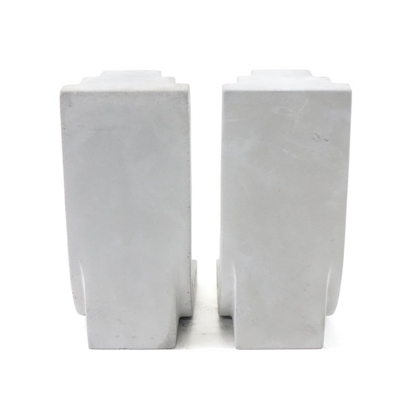 Gray Concrete L-Shape Bookends Decorative Retro Design, 1-Pair - Open Box