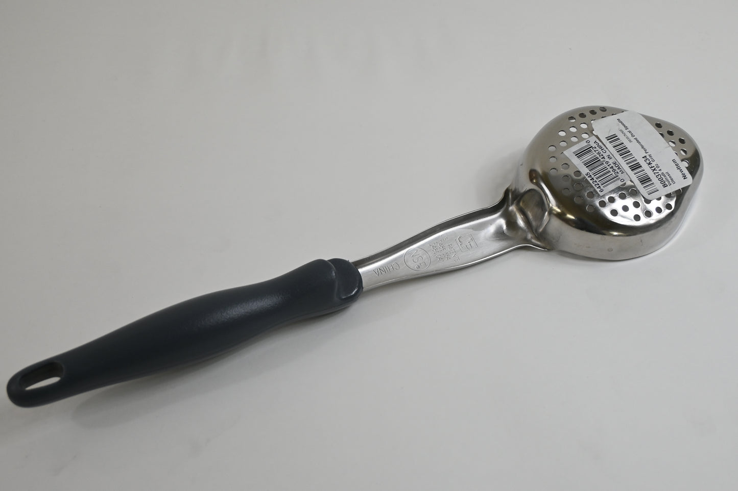 Vollrath 4 Oz. Gray Perforated Oval Spoodle Utensil